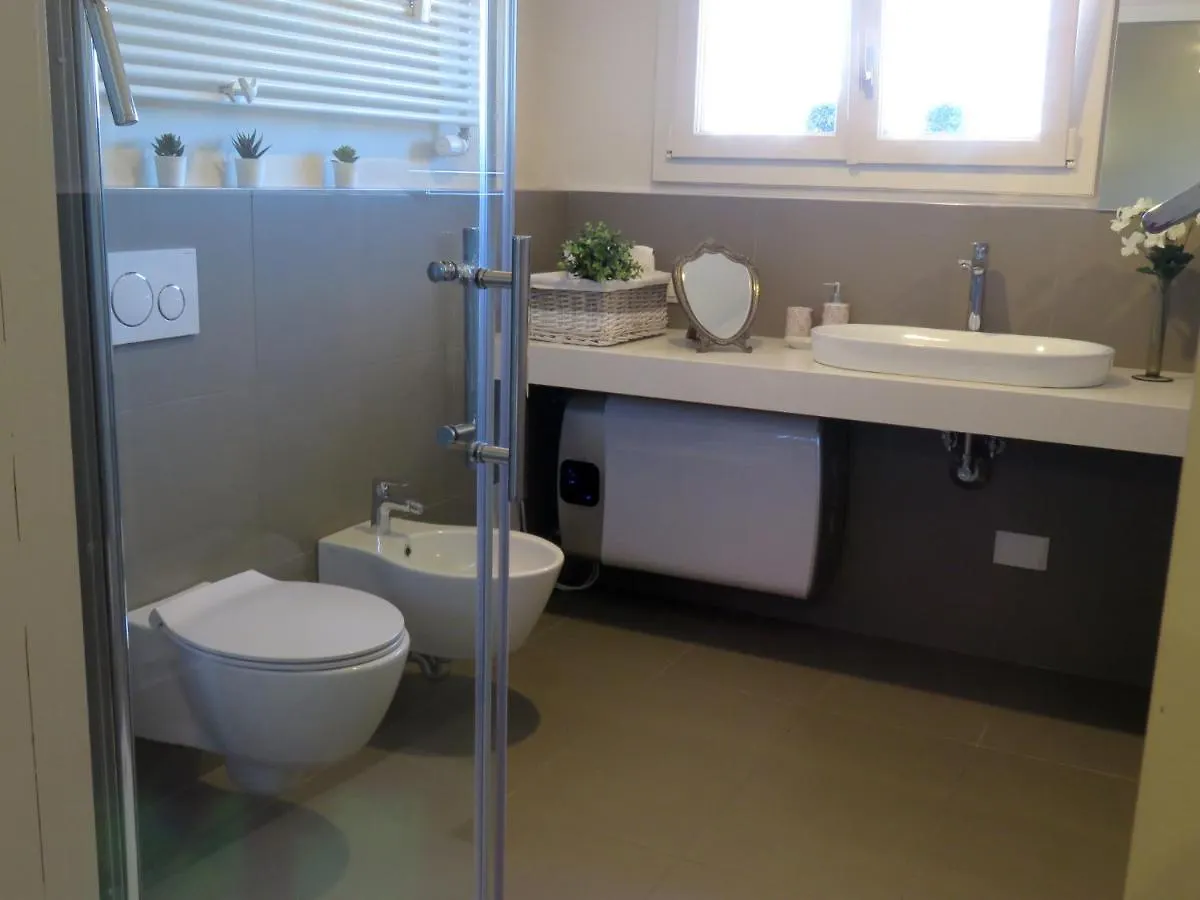 Montegrappa Apartment Bologna 0*,  Italy